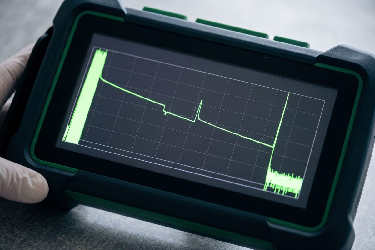 OTDR-Display mit Messwerten einer Glasfaserstrecke